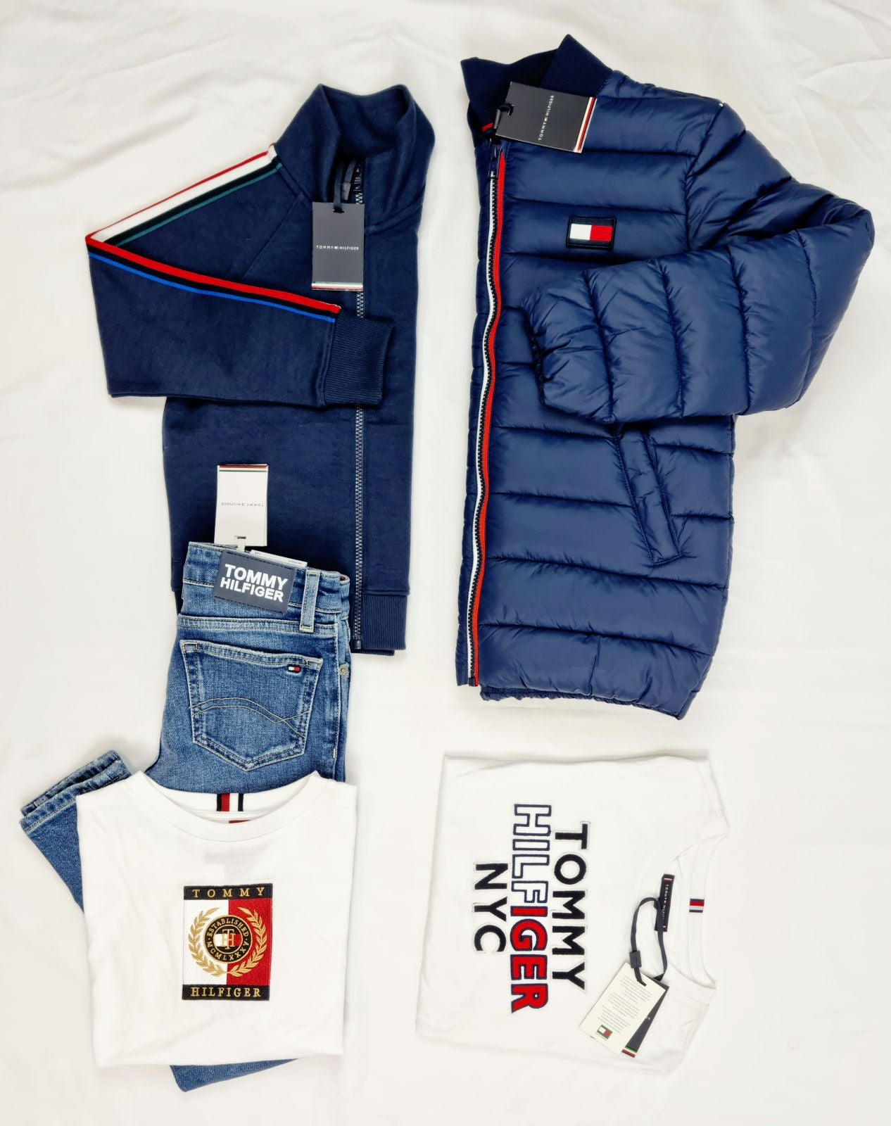 4 320 Tommy Hilfiger Kids Wholesale  stock